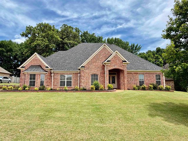 65 BURTON PLACE DR, Oakland, TN 38060
