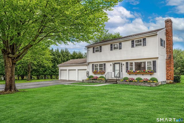 408 Hut Hill Road, Bridgewater, CT 06752