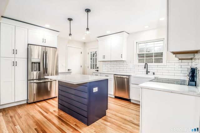 408 Hut Hill Road, Bridgewater, CT 06752