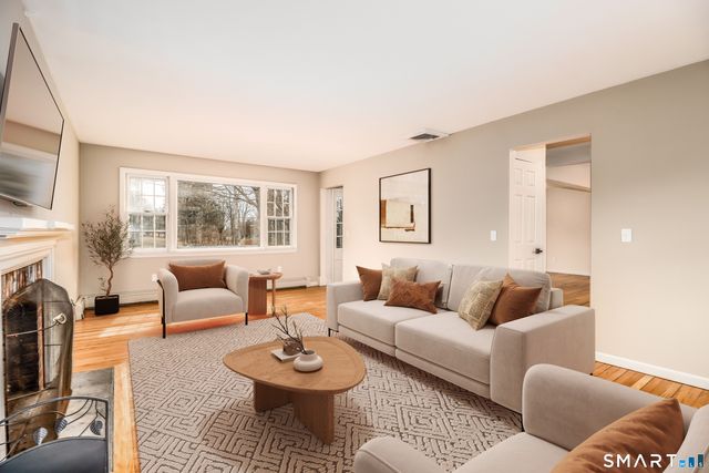 408 Hut Hill Road, Bridgewater, CT 06752