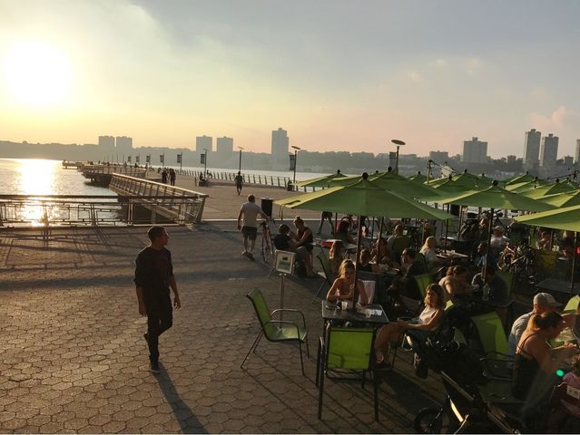 264 W 77th St Apt 2, New York City, NY 10024