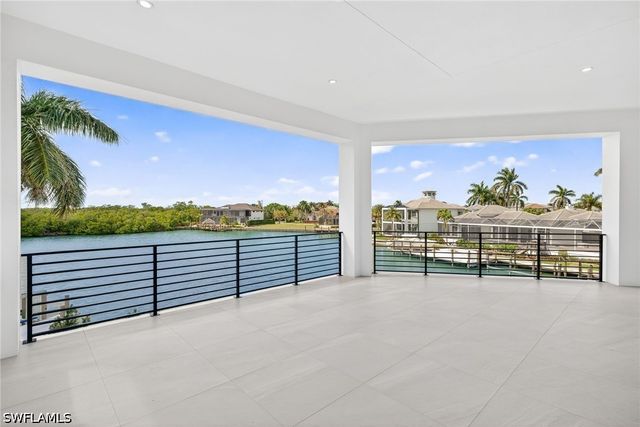 720 Hull CT, Marco Island, FL 34145