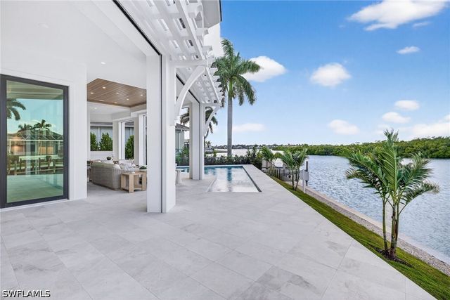 720 Hull CT, Marco Island, FL 34145