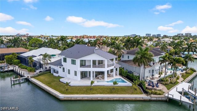 720 Hull CT, Marco Island, FL 34145