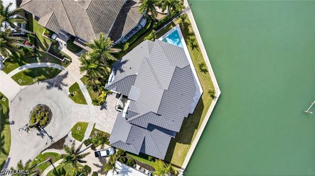 720 Hull CT, Marco Island, FL 34145