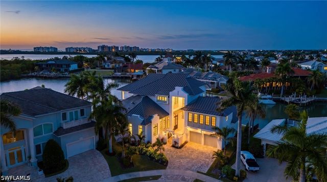 720 Hull CT, Marco Island, FL 34145