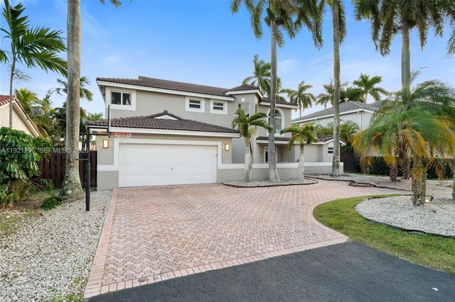 15484 SW 42nd Ter, Miami, FL 33185