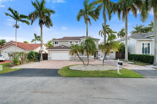 15484 SW 42nd Ter, Miami, FL 33185