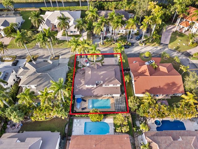 15484 SW 42nd Ter, Miami, FL 33185