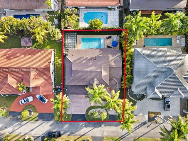 15484 SW 42nd Ter, Miami, FL 33185