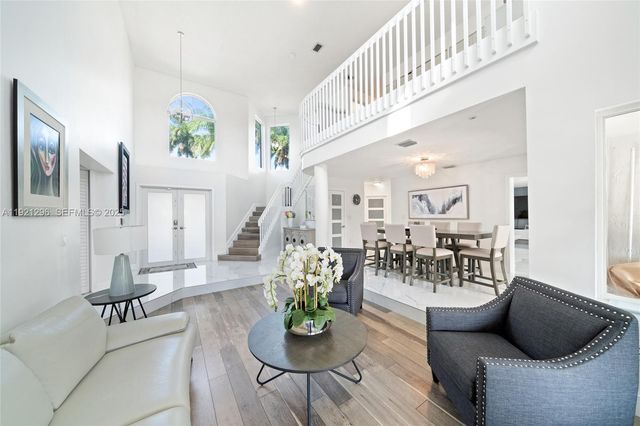 15484 SW 42nd Ter, Miami, FL 33185