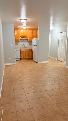 310 Lathrop Avenue 307, Forest Park, IL 60130