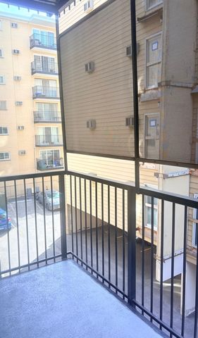 310 Lathrop Avenue 307, Forest Park, IL 60130