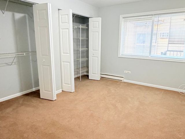 310 Lathrop Avenue 307, Forest Park, IL 60130