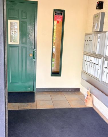 310 Lathrop Avenue 307, Forest Park, IL 60130