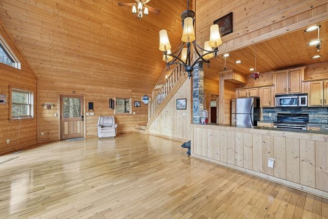 97 Fox Mountain Crossing, Blue Ridge, GA 30513
