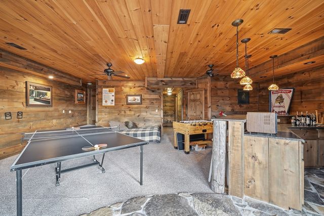 97 Fox Mountain Crossing, Blue Ridge, GA 30513