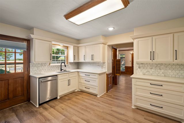 2206 Meadowview Drive, Caddo Mills, TX 75135