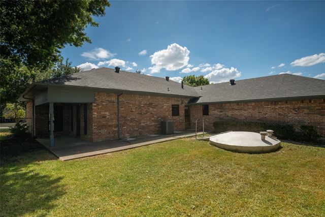 2206 Meadowview Drive, Caddo Mills, TX 75135