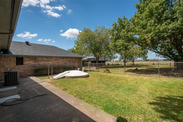 2206 Meadowview Drive, Caddo Mills, TX 75135