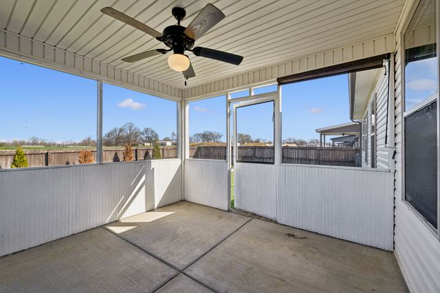 164 Ambridge St, Oak Grove, KY 42262