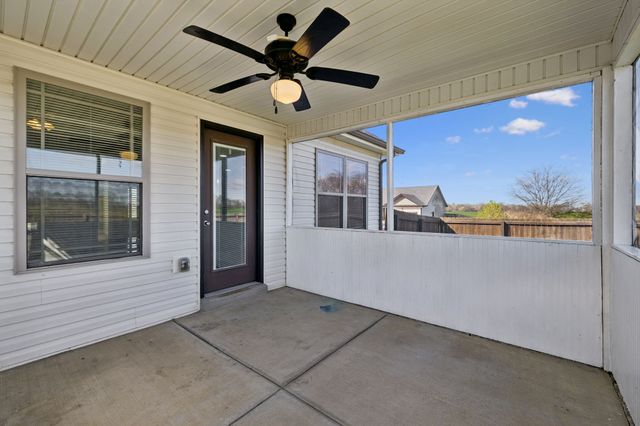 164 Ambridge St, Oak Grove, KY 42262