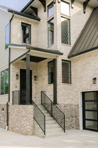 6400 Highway 100, Nashville, TN 37205
