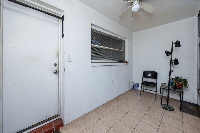 224 WAVERLY WAY 4, Clearwater, FL 33756