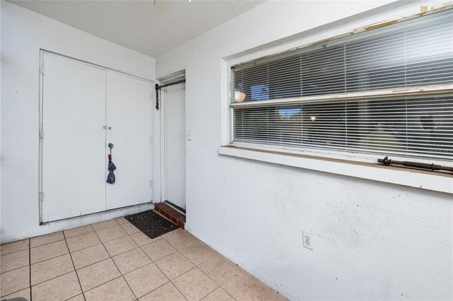 224 WAVERLY WAY 4, Clearwater, FL 33756