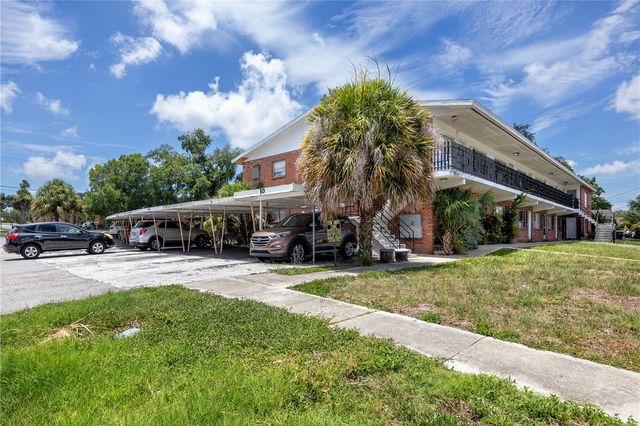 224 WAVERLY WAY 4, Clearwater, FL 33756