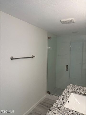 16881 Davis RD 414, Fort Myers, FL 33908