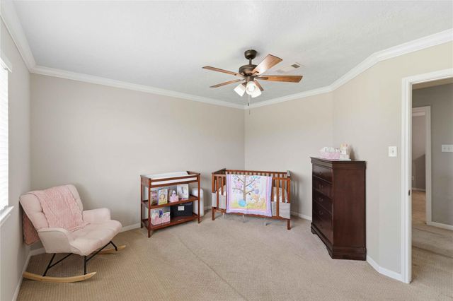 205 Oak Creek Circle, League City, TX 77573