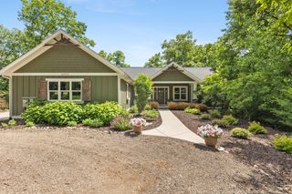 10999 Old Oak Drive, Eureka Twp, MI 48838