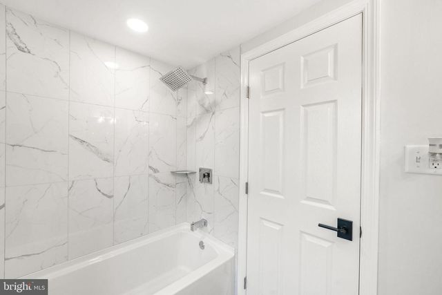 4 WALNUT ST, Salem, NJ 08079