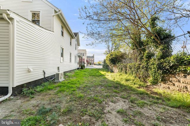 4 WALNUT ST, Salem, NJ 08079