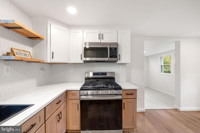 4 WALNUT ST, Salem, NJ 08079