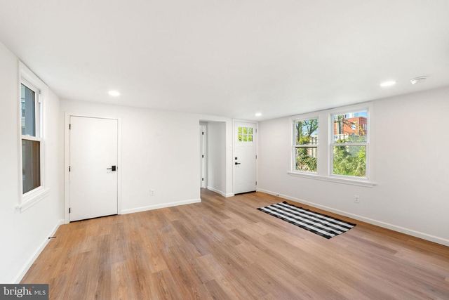 4 WALNUT ST, Salem, NJ 08079