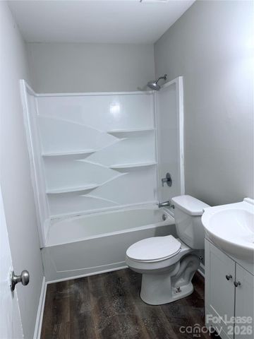 702 Farmhurst Drive G, Charlotte, NC 28217