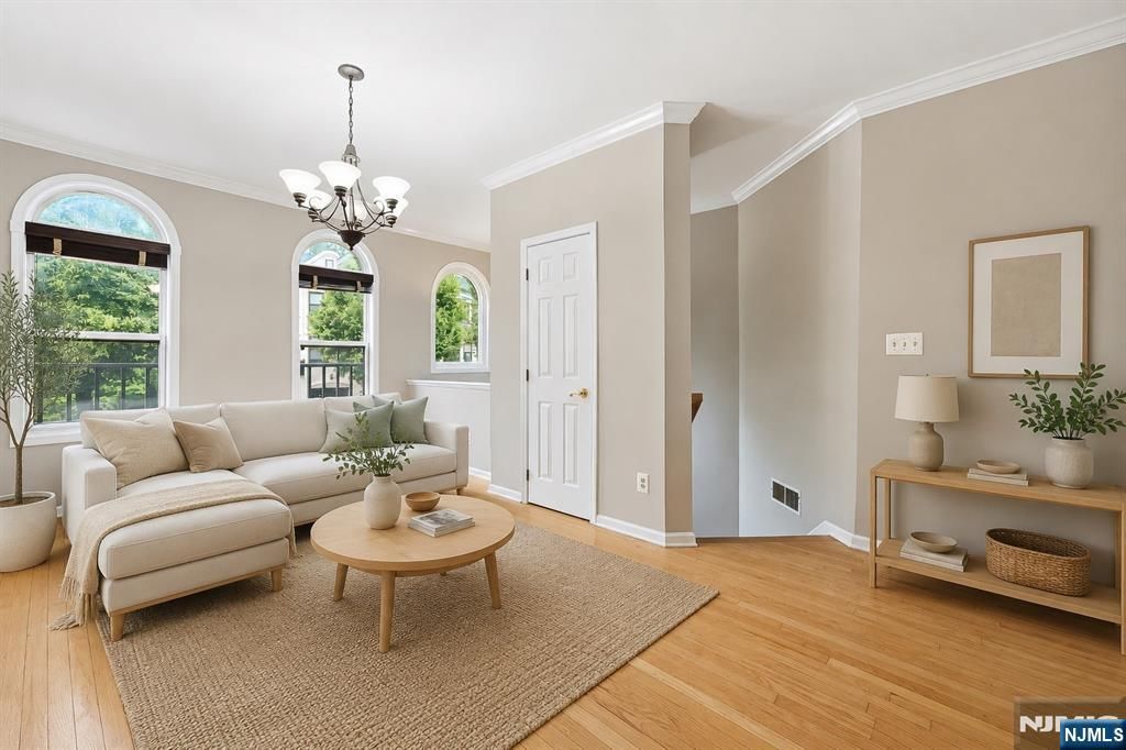 334 Wilshire Drive, Nutley, NJ 07110