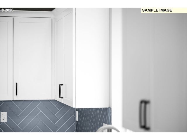 676 Ne SALING Dr W 96, Estacada, OR 97023