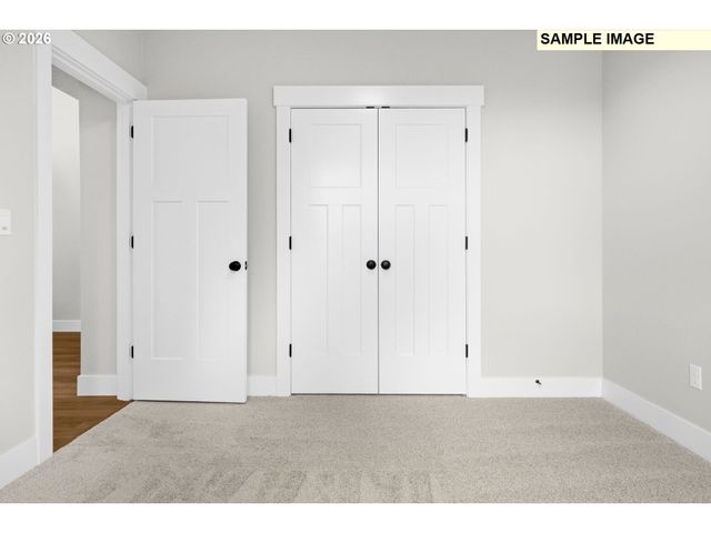 676 Ne SALING Dr W 96, Estacada, OR 97023