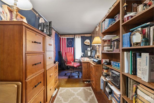 7809 Carol Sue Court, Bakersfield, CA 93308