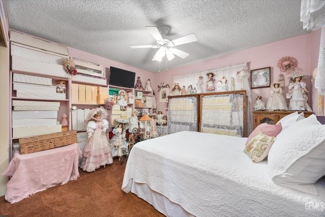 7809 Carol Sue Court, Bakersfield, CA 93308