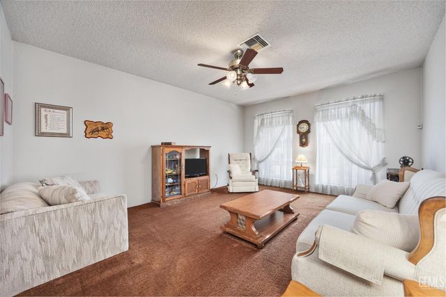 7809 Carol Sue Court, Bakersfield, CA 93308