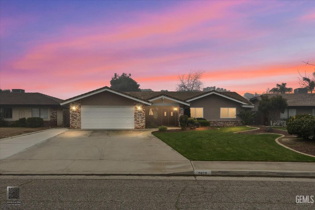 7809 Carol Sue Court, Bakersfield, CA 93308