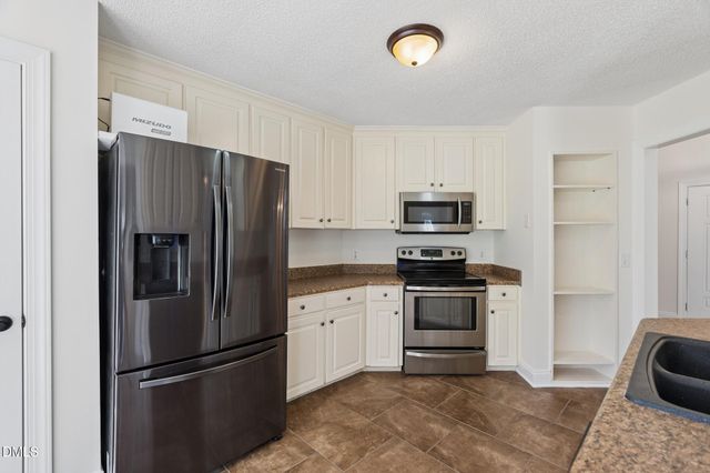 719 Rudy Drive, Clayton, NC 27520