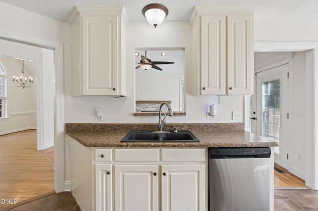719 Rudy Drive, Clayton, NC 27520