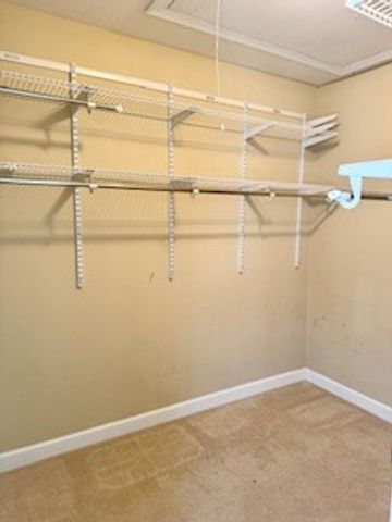 230 Shenango Fairway Dr, Shenango Twp, PA 16101