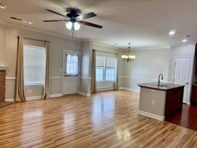 230 Shenango Fairway Dr, Shenango Twp, PA 16101