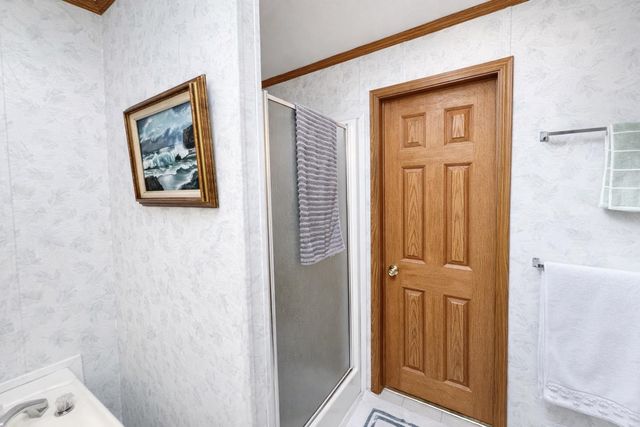 70 Bluebird Lane, Lyndon, VT 05851